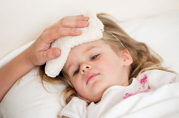 4 dấu hiệu nhận biết viêm màng não ở trẻ Mẹ không nên bỏ qua-2