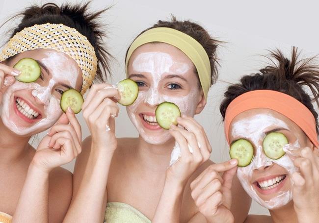 Chị em tuổi 30 nên tập thói quen đắp mặt nạ – Ảnh minh họa: Internet