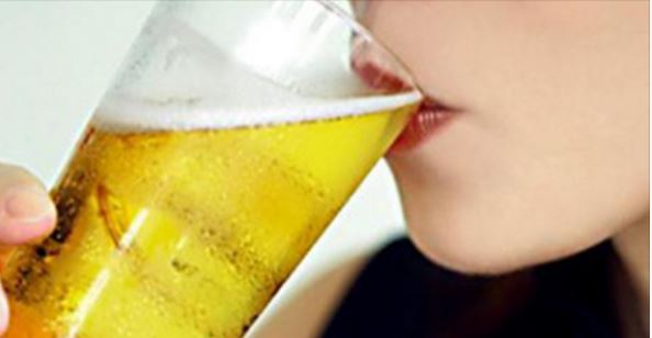 Uống một cốc bia lớn mỗi ngày, sẽ giúp tăng cường hoạt động chống oxi hóa.