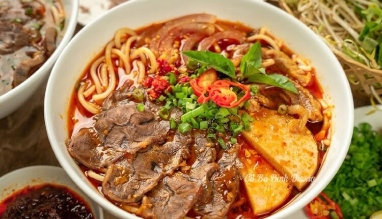 Bún Bò Huế Chuẩn Vị – Hướng Dẫn Tự Nấu Chi Tiết Từ A-Z